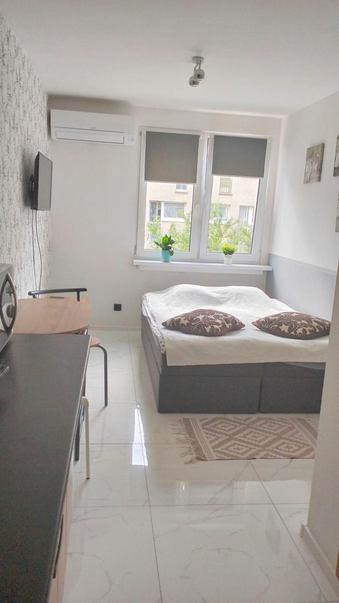 Nighthost Robotnicza 32 M248 Wroclaw Free Parking Daire Dış mekan fotoğraf